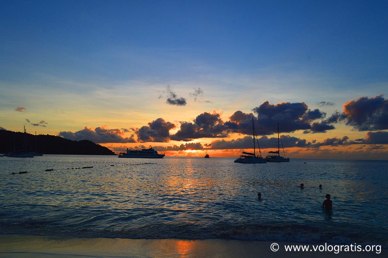 tramonto ad anse lazio viaggio seychelles
